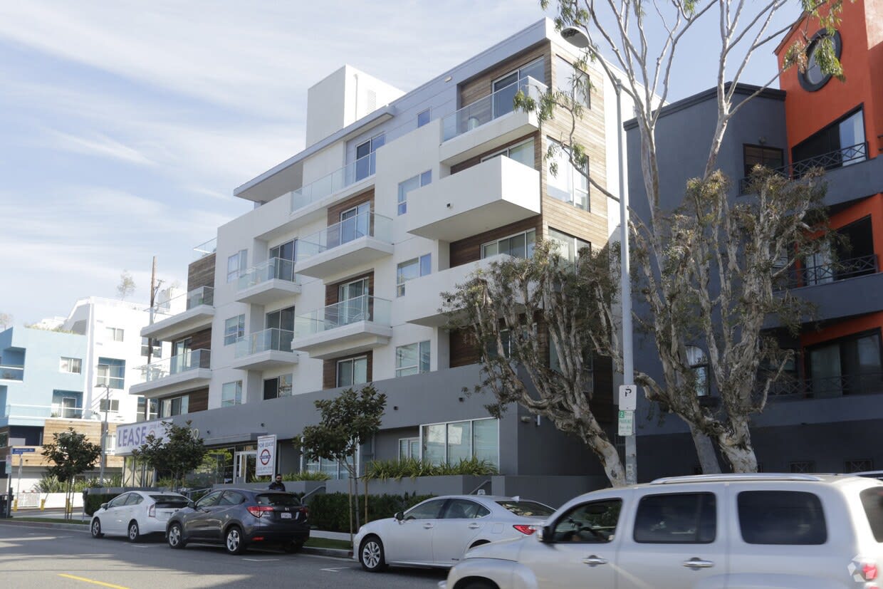 Notting Hill Sawtelle, ucla, 1900 Sawtelle, Los Angeles, CA 90024