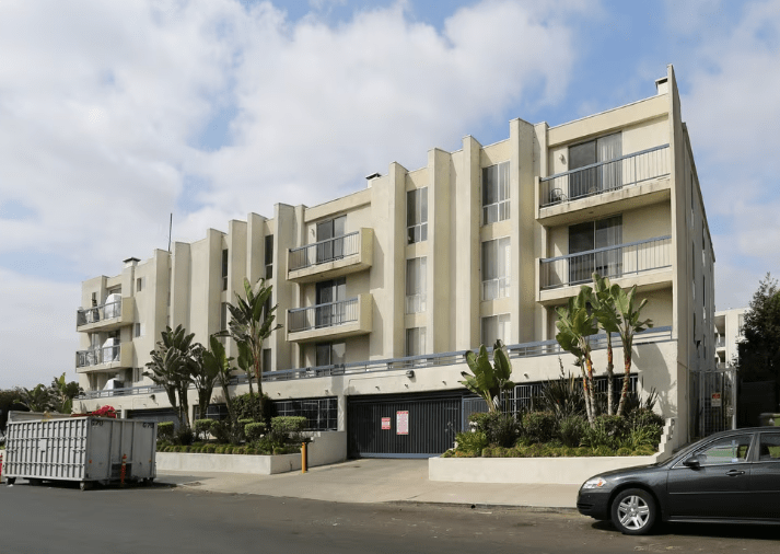 Venice Barry, ucla, 11811 Venice Boulevard Avenue Los Angeles 90024