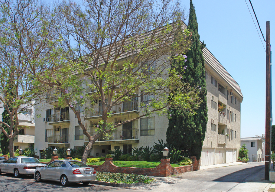Clark Chateau Apartments, ucla, 320 S Clark Drive, Los Angeles, CA 90048