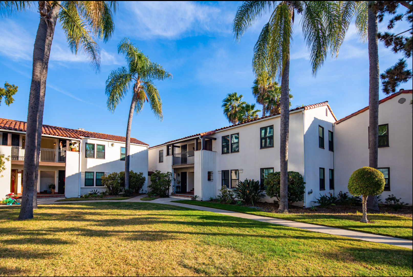 Las Palmas Apartments, sdsu, 5275 Monroe Ave, San Diego, CA 92115