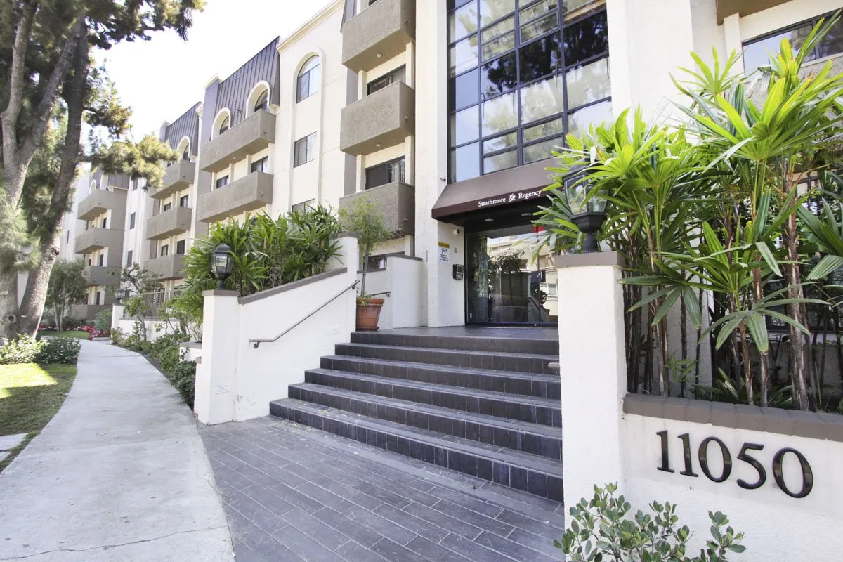 Strathmore Regency, ucla, 11050 Strathmore Dr, Los Angeles, CA 90024, USA