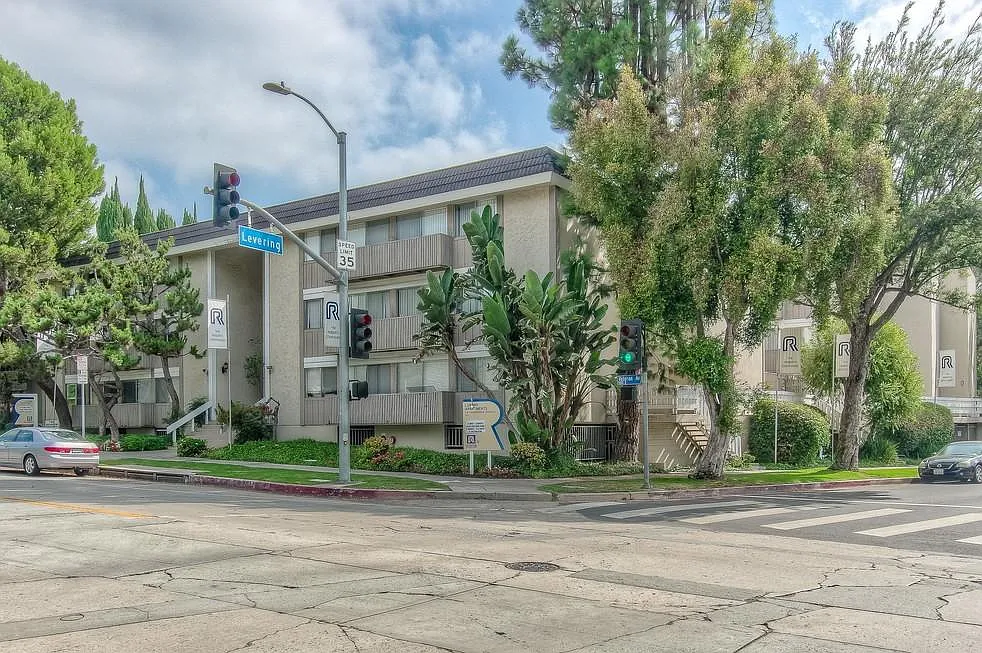 Westwood Park Apartments, ucla, 550 Veteran Ave, Los Angeles, CA 90024, USA