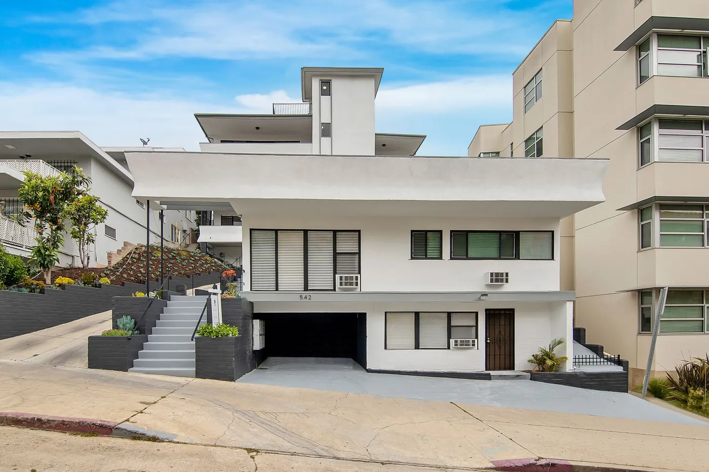 542 Glenrock, ucla, 542 Glenrock Ave, Los Angeles, CA 90024, USA