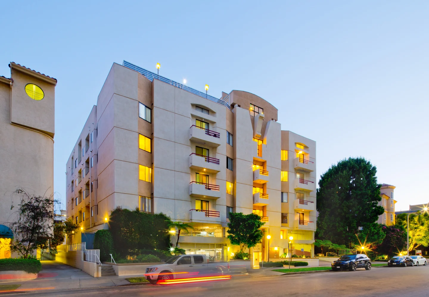 Ashton Towers, ucla, 10930 Ashton Ave, Los Angeles, CA 90024