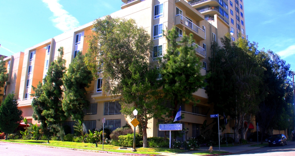 Wilshire Villa, ucla, 10811 Ashton Ave. Los Angeles CA 90024