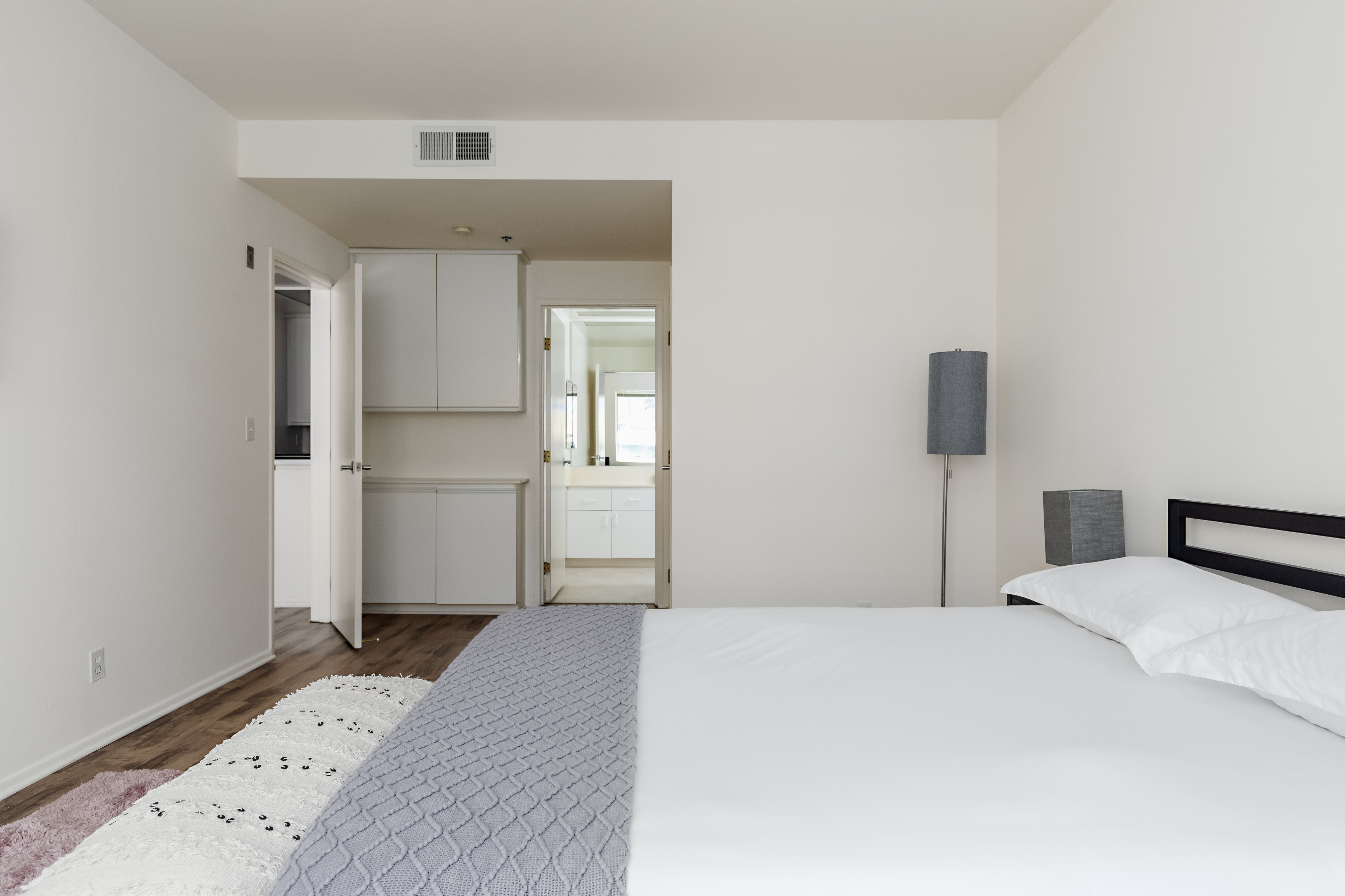 10600 Wilshire Properties, ucla, 10600 Wilshire Blvd, Los Angeles, CA 90024, USA