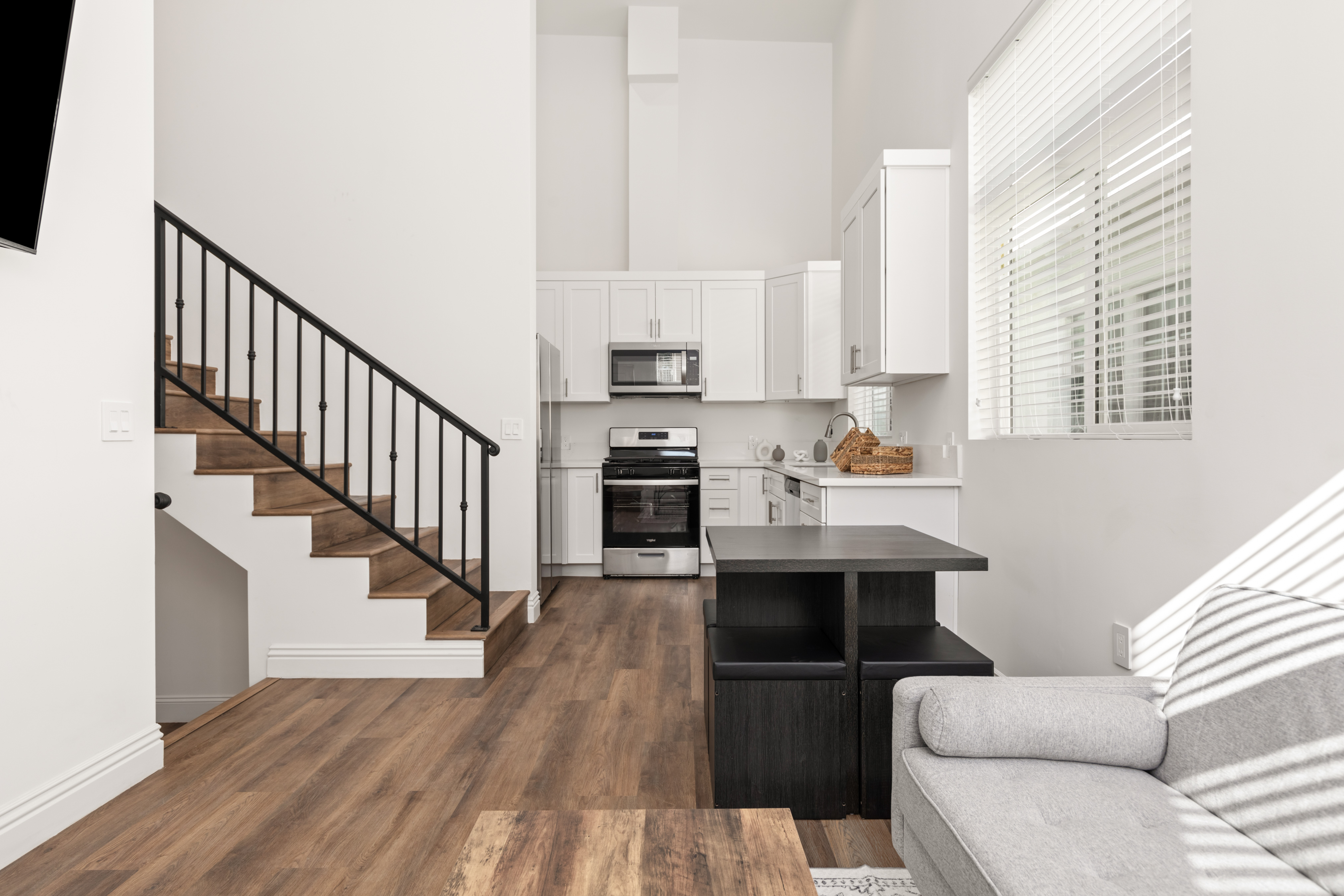 1707-1713 Kelton, ucla, 1707 Kelton Ave, Los Angeles, CA 90024, USA
