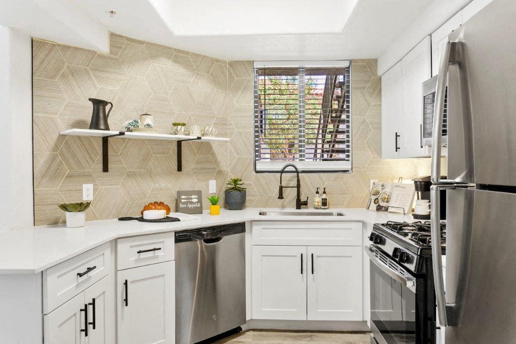 San Portella, asu, 2155 S 55th St, Tempe, AZ 85282, USA