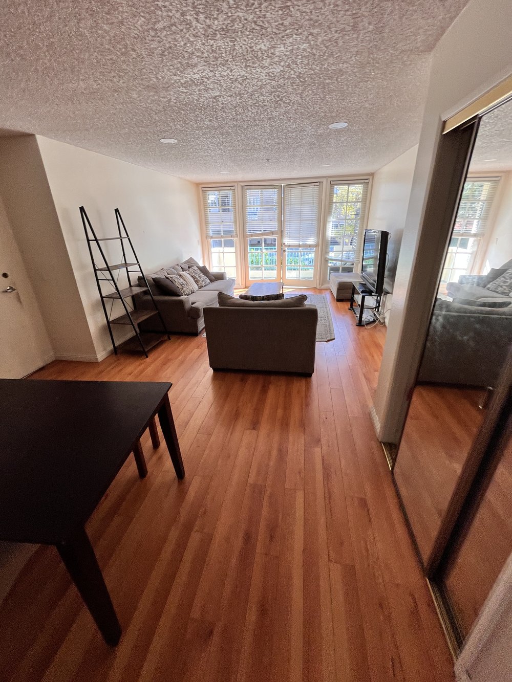 September - December Apartment for Sublease, ucla, 437 Gayley Ave, Los Angeles, CA 90024, USA, Photo:0