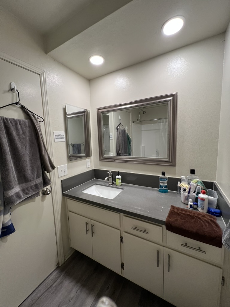 Subletting a spot in a 2bed/2bath apartment at UCLA , ucla, 747 Gayley Ave, Los Angeles, CA 90024, USA, Photo:8