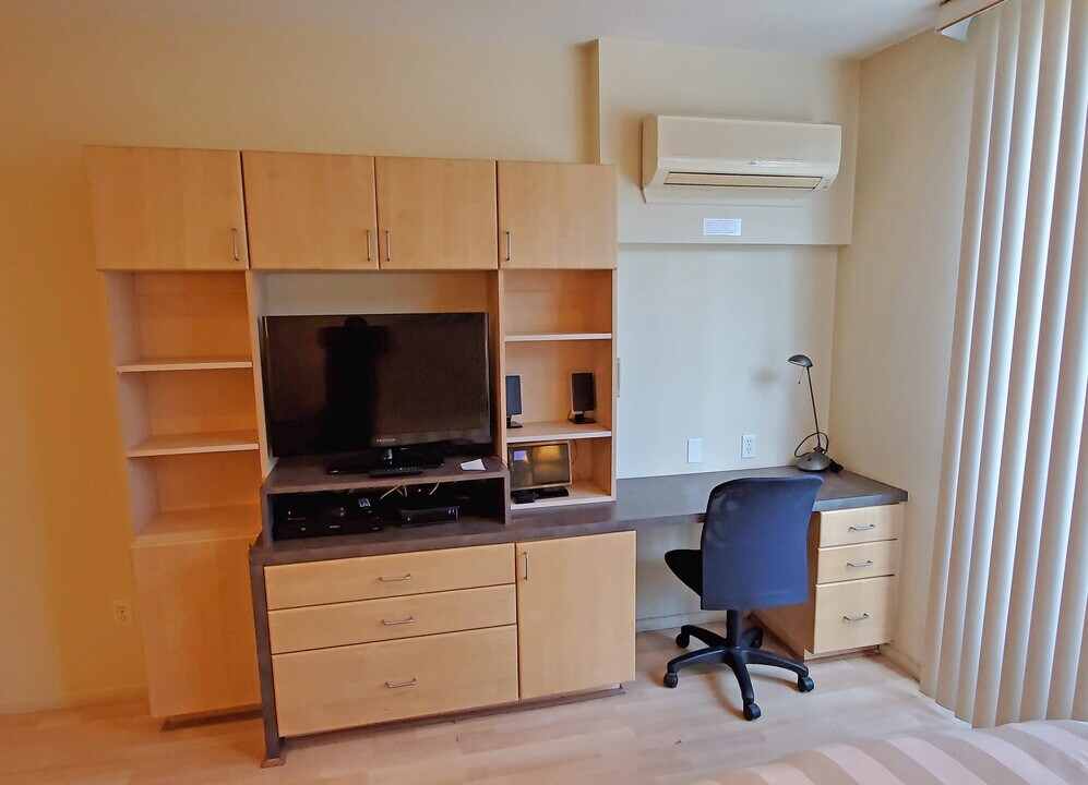 Breeze Suites Moderne, smc, 609 Broadway, Santa Monica, CA 90401