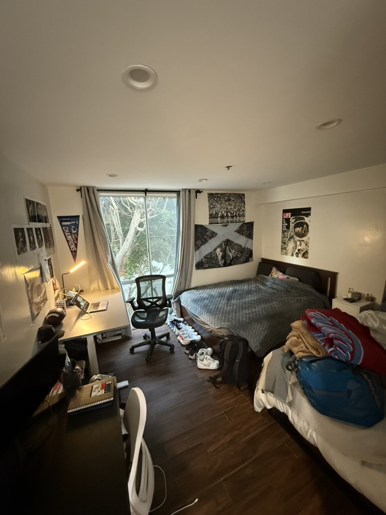 Spot in Double, ucla, 507 Glenrock Ave, Los Angeles, CA 90024, USA, Photo:5