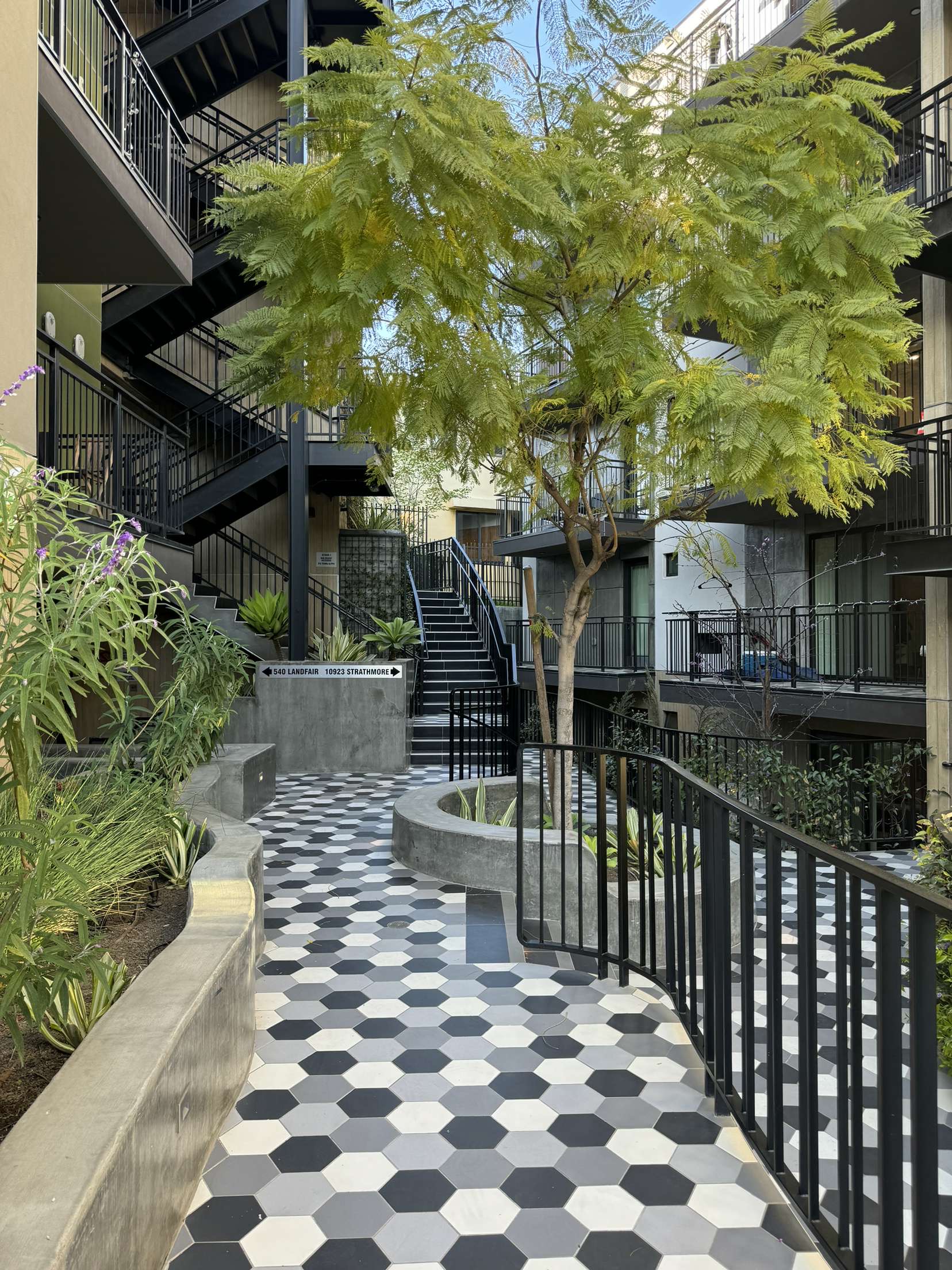 Single/Double for a Guy , ucla, 540 Landfair Ave, Los Angeles, CA 90024, USA, Photo:1