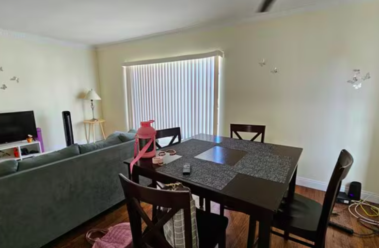 Room for rent - Levering Ave, ucla, 581 Levering Ave, Los Angeles, CA 90024, USA, Photo:4