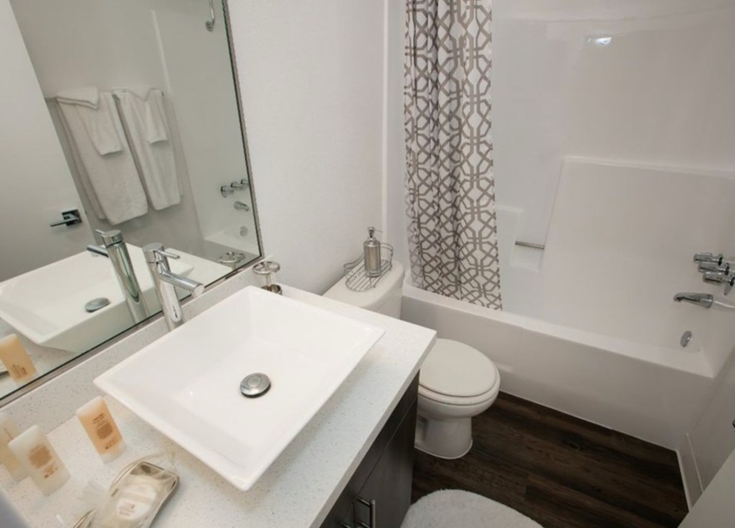 2bd/2bth Looking for F Roommates, Fall Quarter Sublease (Sep-Dec) RENT NEGOTIABLE!, ucla, 540 Midvale Ave, Los Angeles, CA 90024, USA, Photo:6