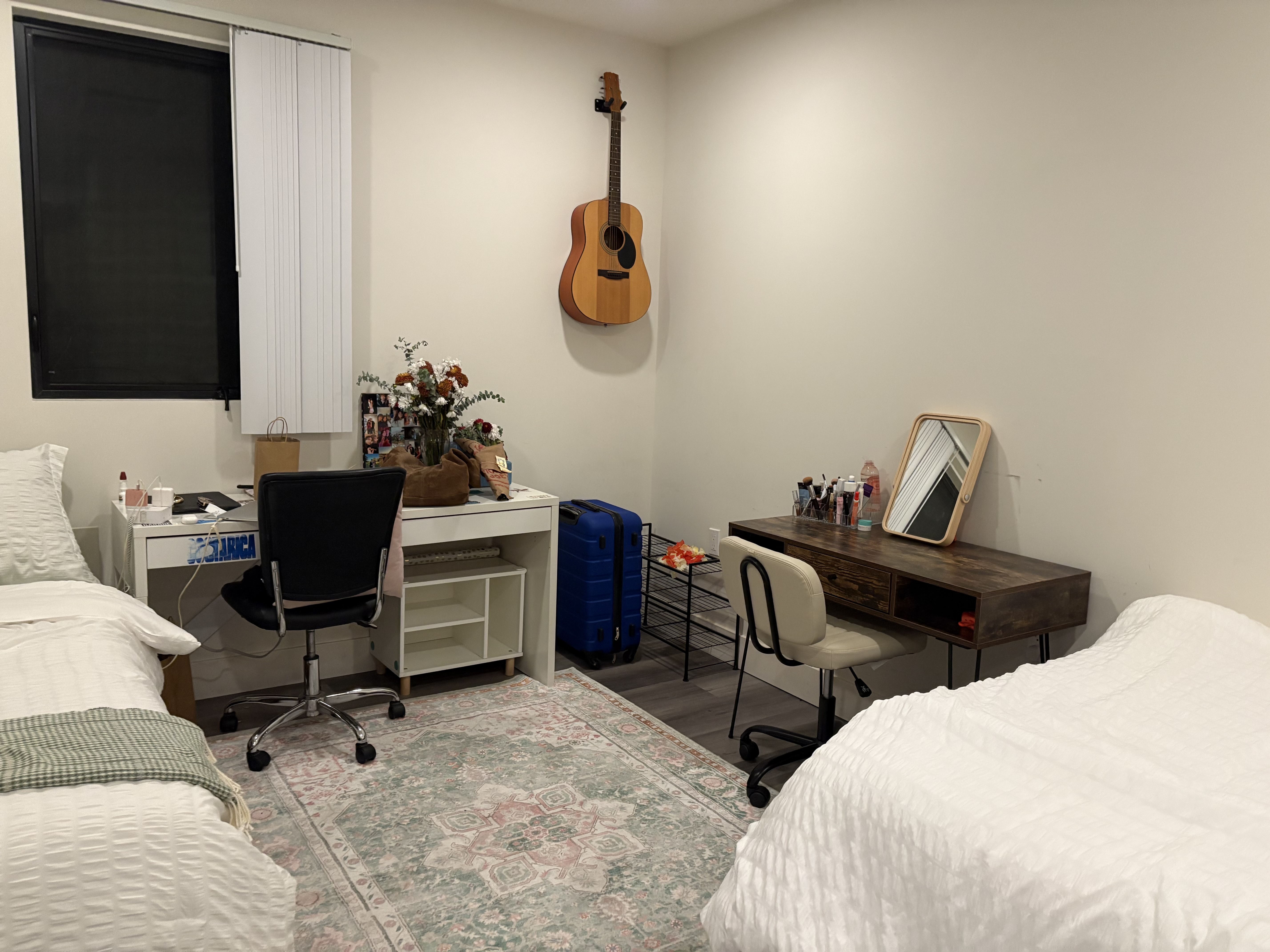 SUBLETTING SINGLE/DOUBLE WITH PRIVATE BATH FOR FALL QUARTER, ucla, 540 Landfair Ave, Los Angeles, CA 90024, USA