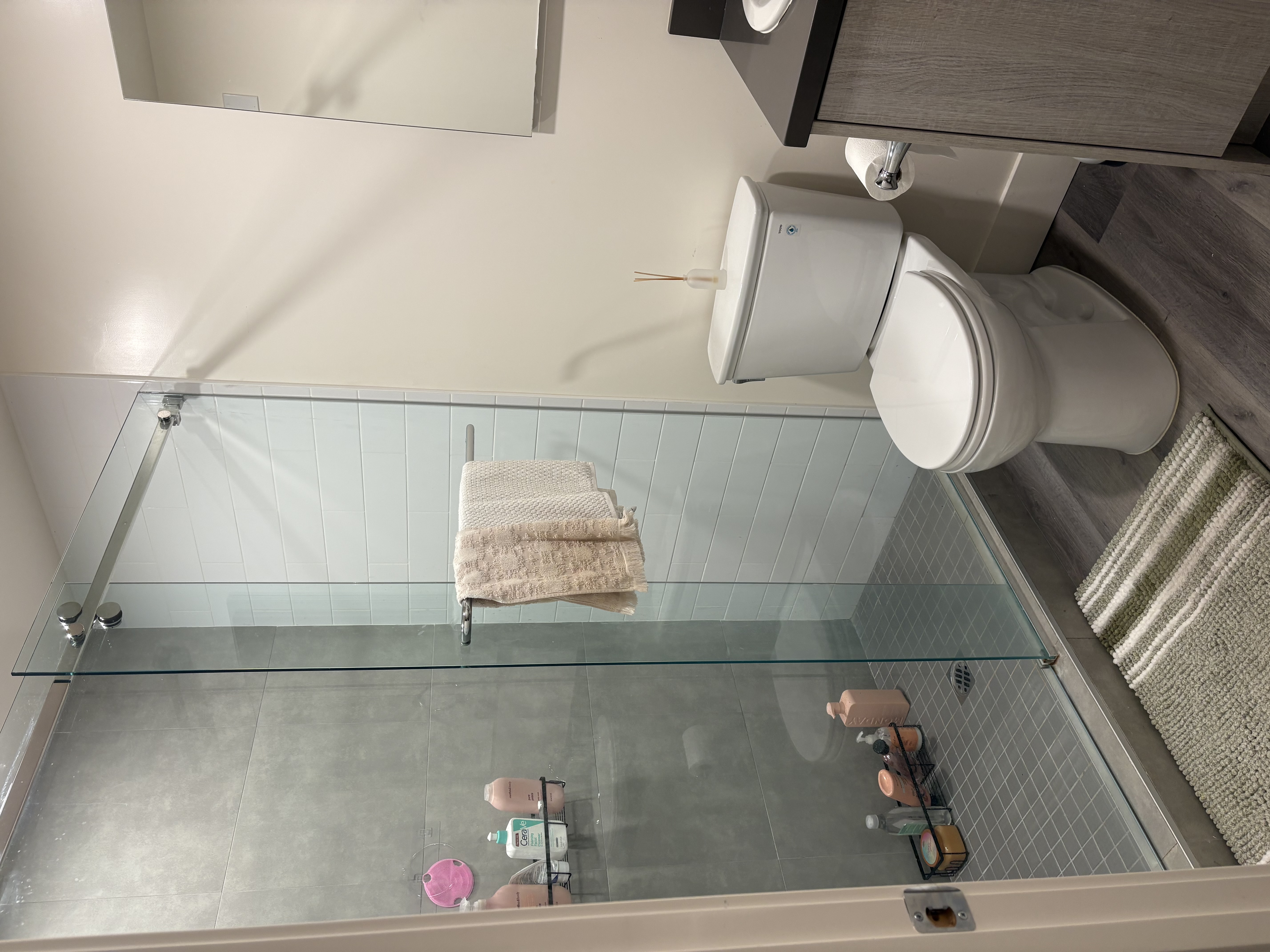 SUBLETTING SINGLE/DOUBLE WITH PRIVATE BATH FOR FALL QUARTER, ucla, 540 Landfair Ave, Los Angeles, CA 90024, USA, Photo:4