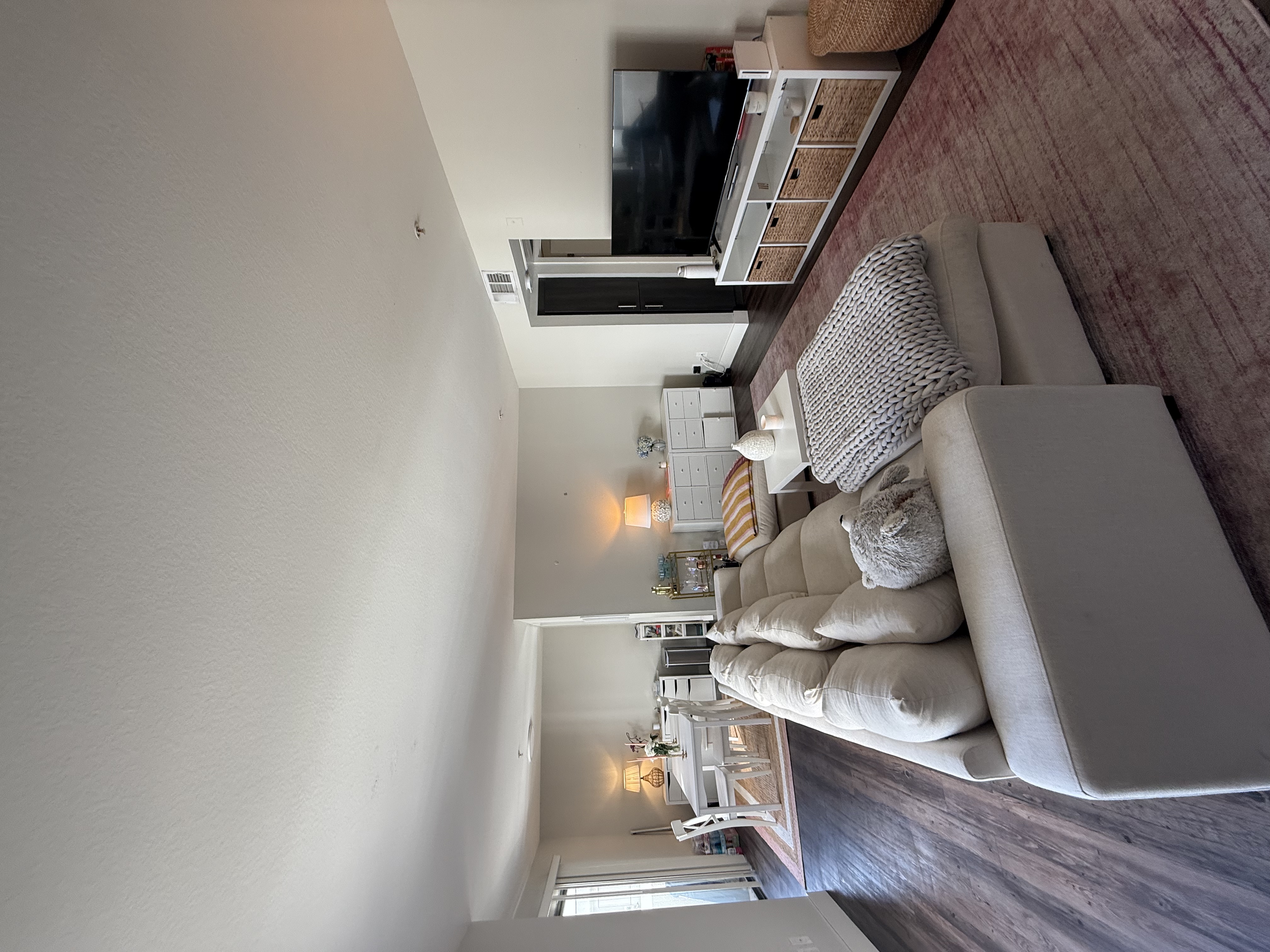 Atrium apartments Fall Sublet, ucla, 10965 Strathmore Dr, Los Angeles, CA 90024, USA, Photo:1