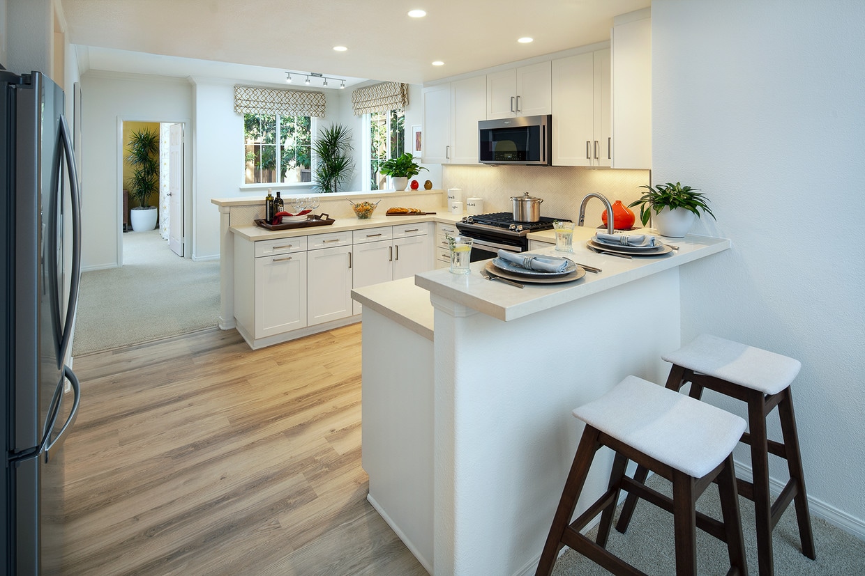 Torrey Ridge Apartment Homes, ucsd, 4695 Torrey Cir, San Diego, CA 92130