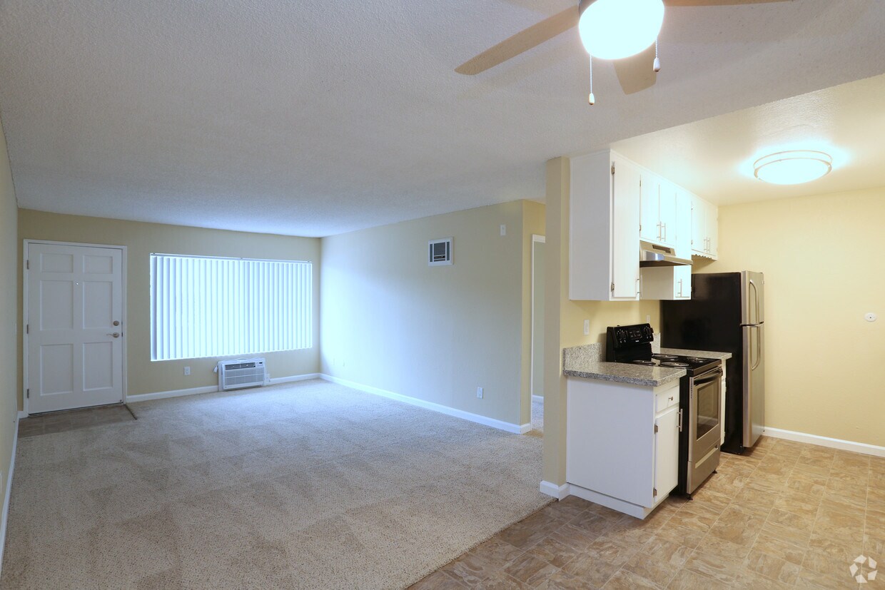Comanche Hills, sdsu, 5040 Comanche Dr, La Mesa, CA 91942