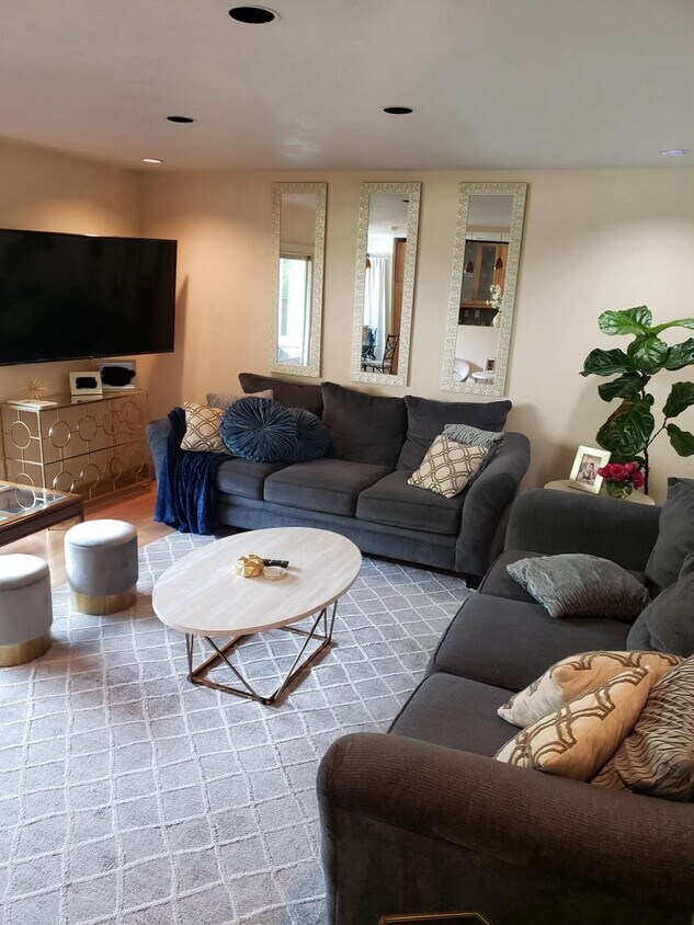 5543 Adobe Falls Rd, sdsu, 5543 Adobe Falls Rd, San Diego, CA 92120