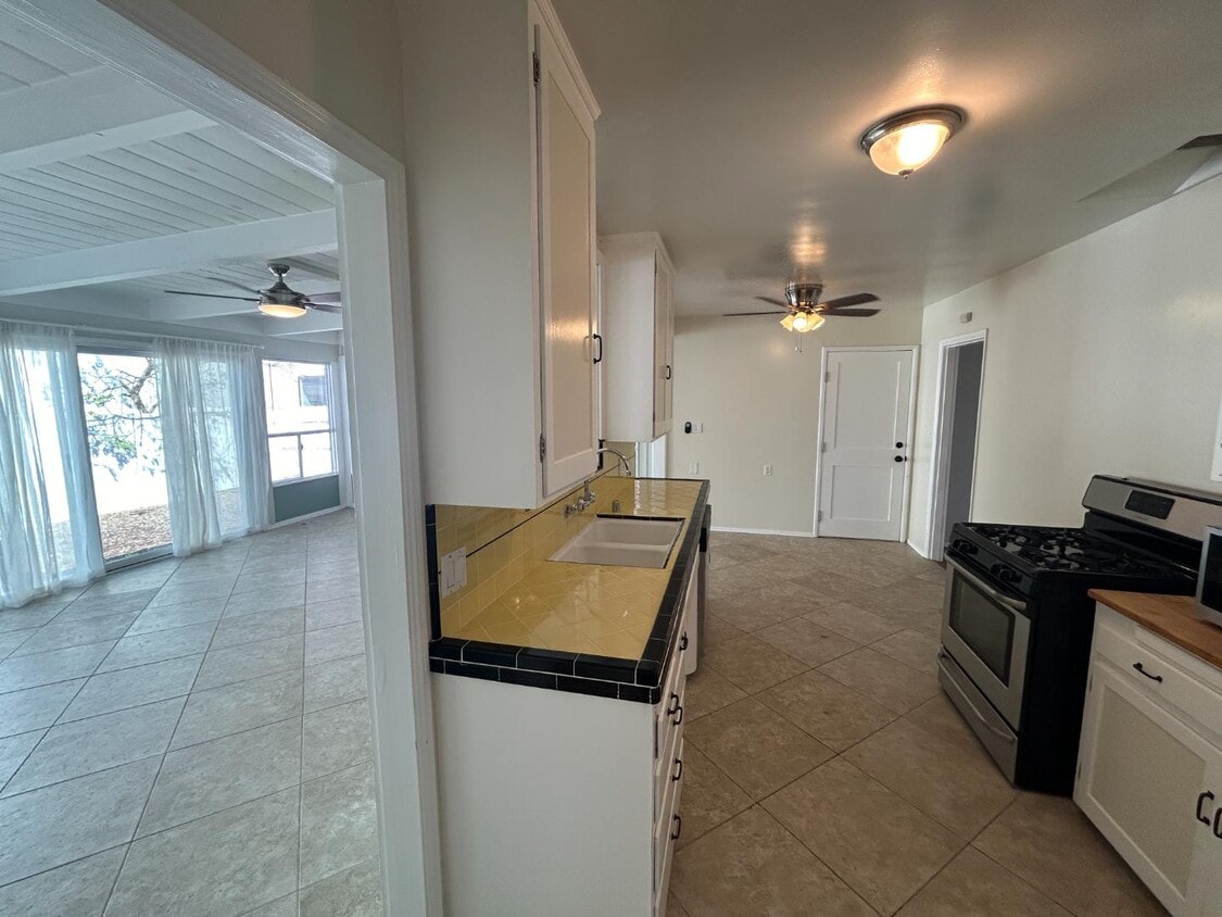 6240 Rose St, sdsu, 6240 Rose St, San Diego, CA 92115