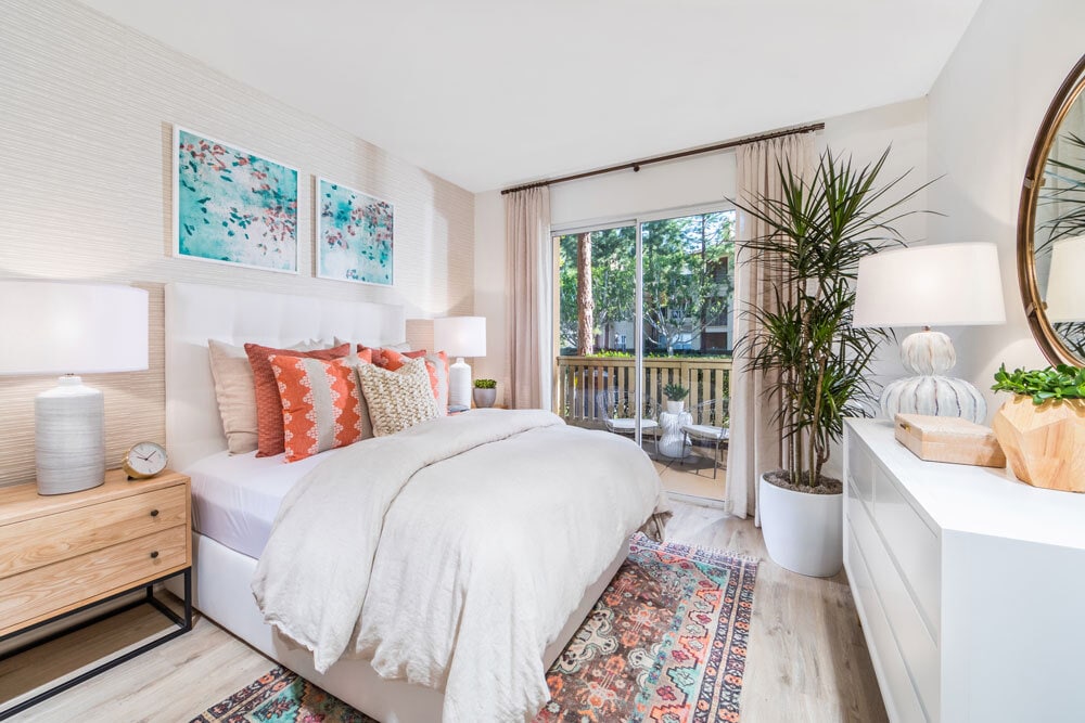 Newport Ridge Apartment Homes, uci, 1 White Cap Ln, Newport Beach, CA 92657