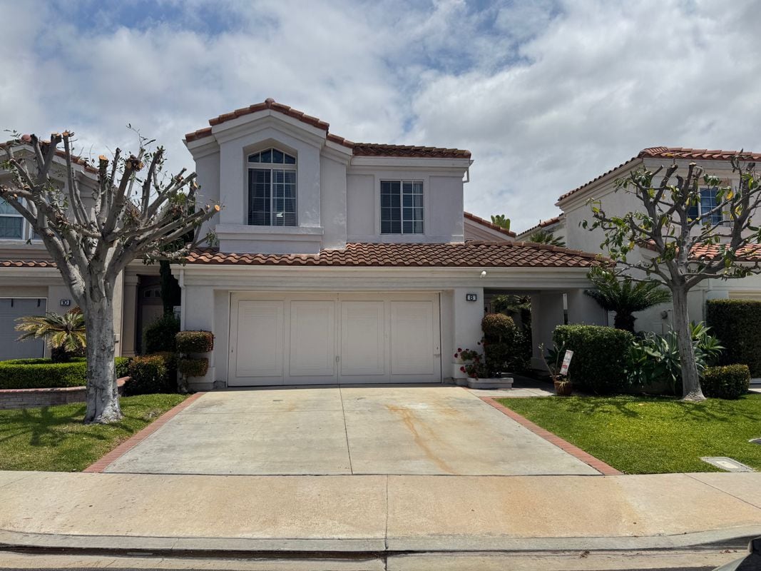 8 Bormes, uci, 8 Bormes, Irvine, CA 92614