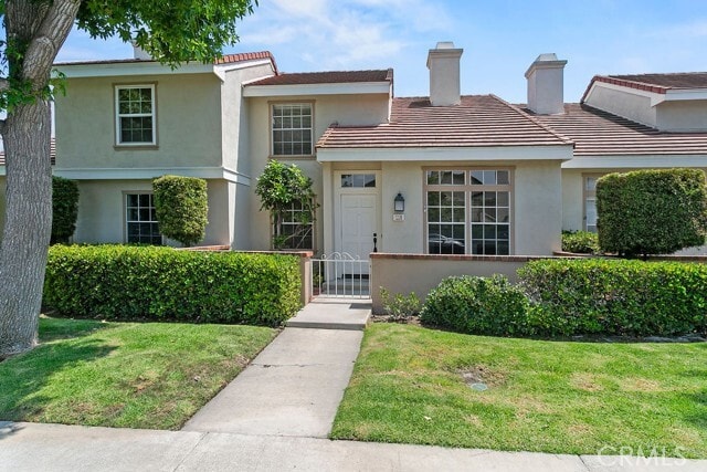 118 Oxford, uci, 118 Oxford, Irvine, CA 92612