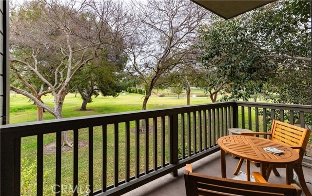 9 Flores, uci, 9 Flores, Irvine, CA 92612
