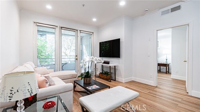 2233 Martin, uci, 2233 Martin, Irvine, CA 92612