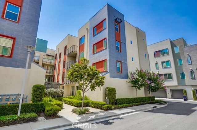 120 Tribeca, uci, 120 Tribeca, Irvine, CA 92612
