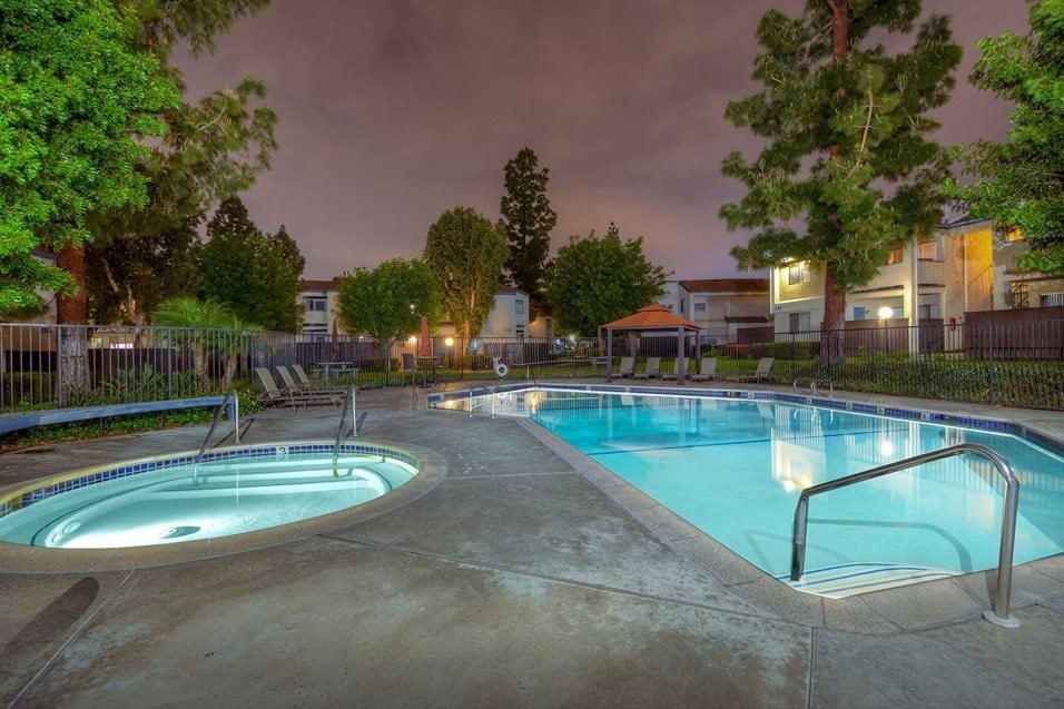 WINDWOOD, ucr, 1120 W Linden St, Riverside, CA 92507