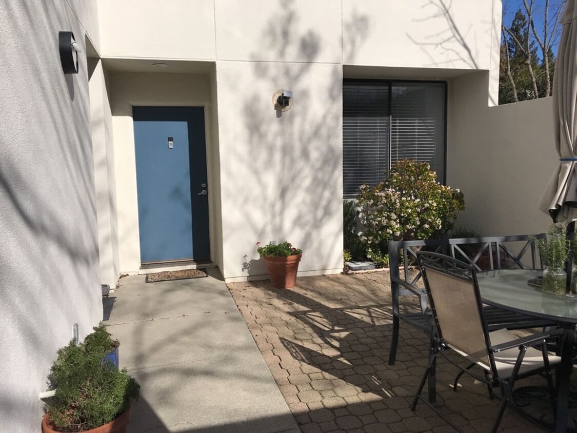 909 Alvarado Ave, ucd, 909 Alvarado Ave, Davis, CA 95616