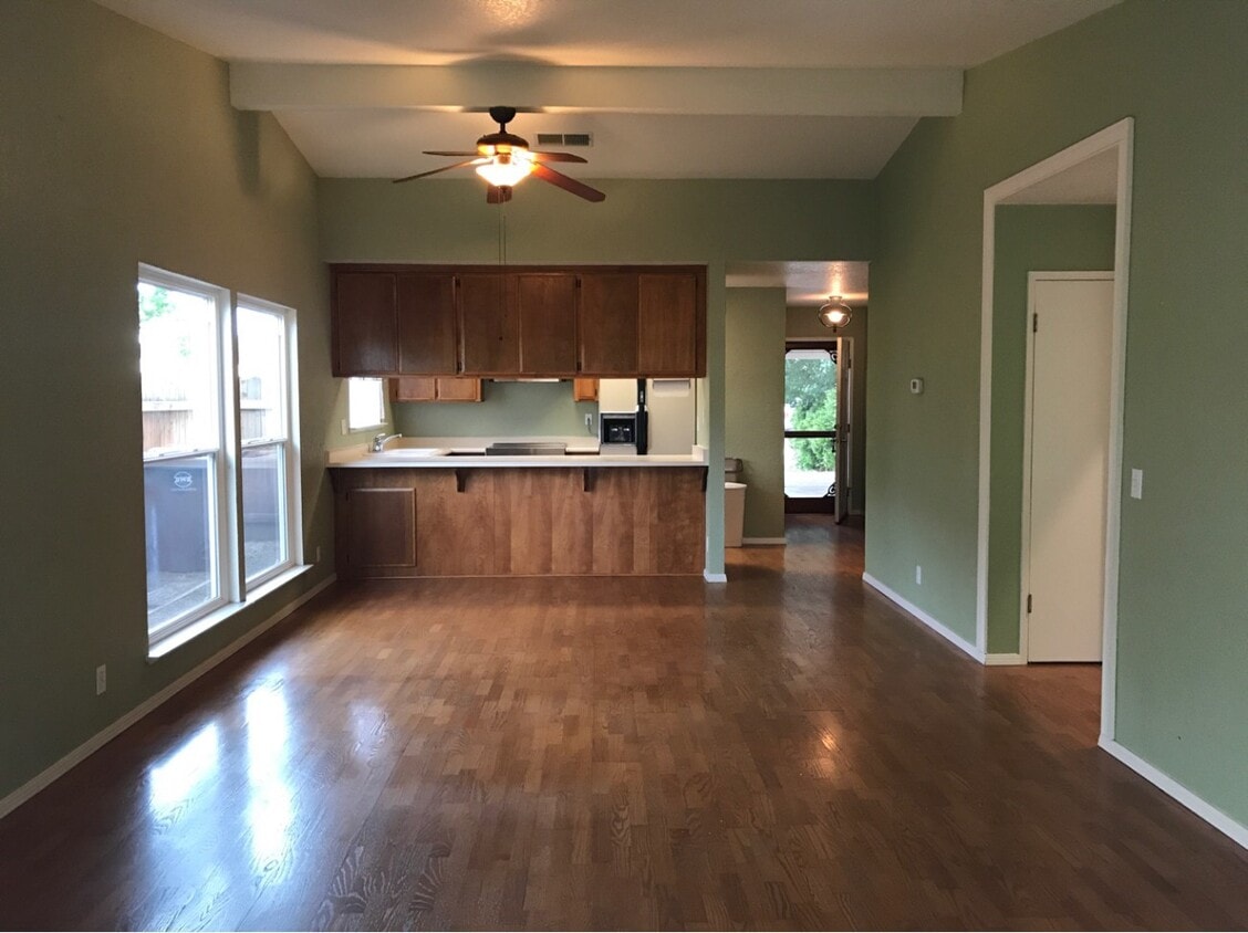 3403 Morro Bay Ave, ucd, 3403 Morro Bay Ave, Davis, CA 95616