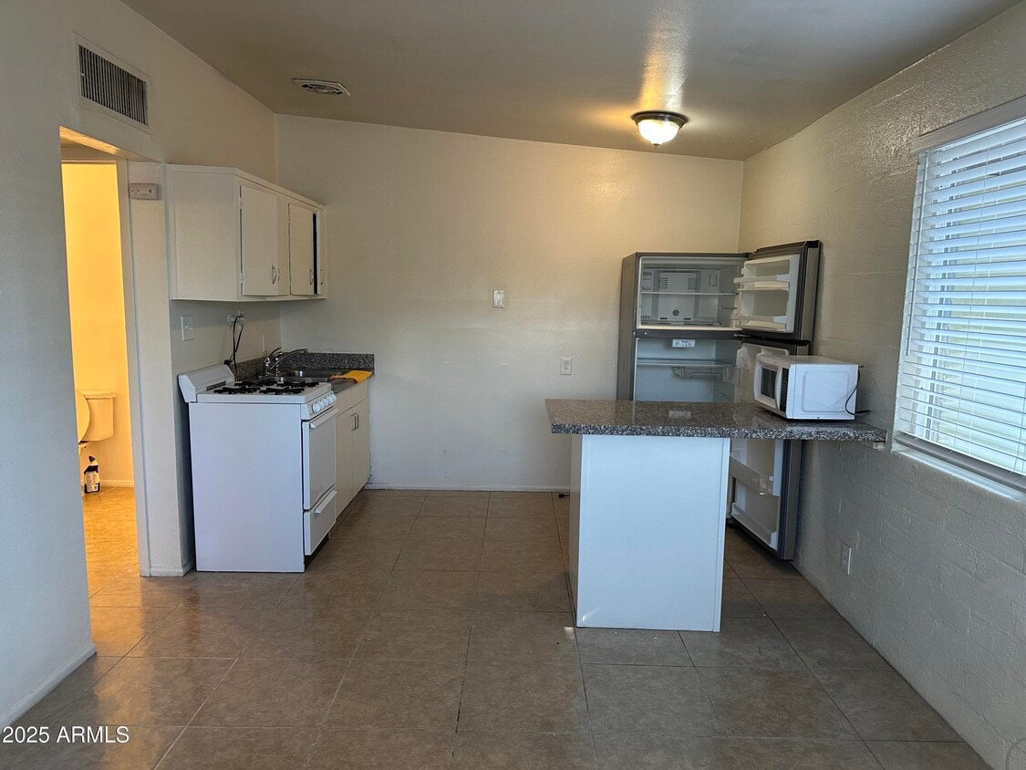 903 S Mariana St, asu, 903 S Mariana St, Tempe, AZ 85281