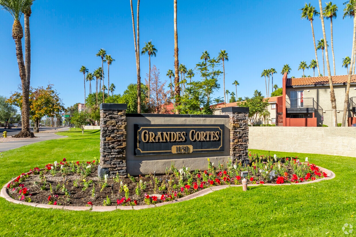 Grandes Cortes, asu, 1150 W University Dr, Tempe, AZ 85281