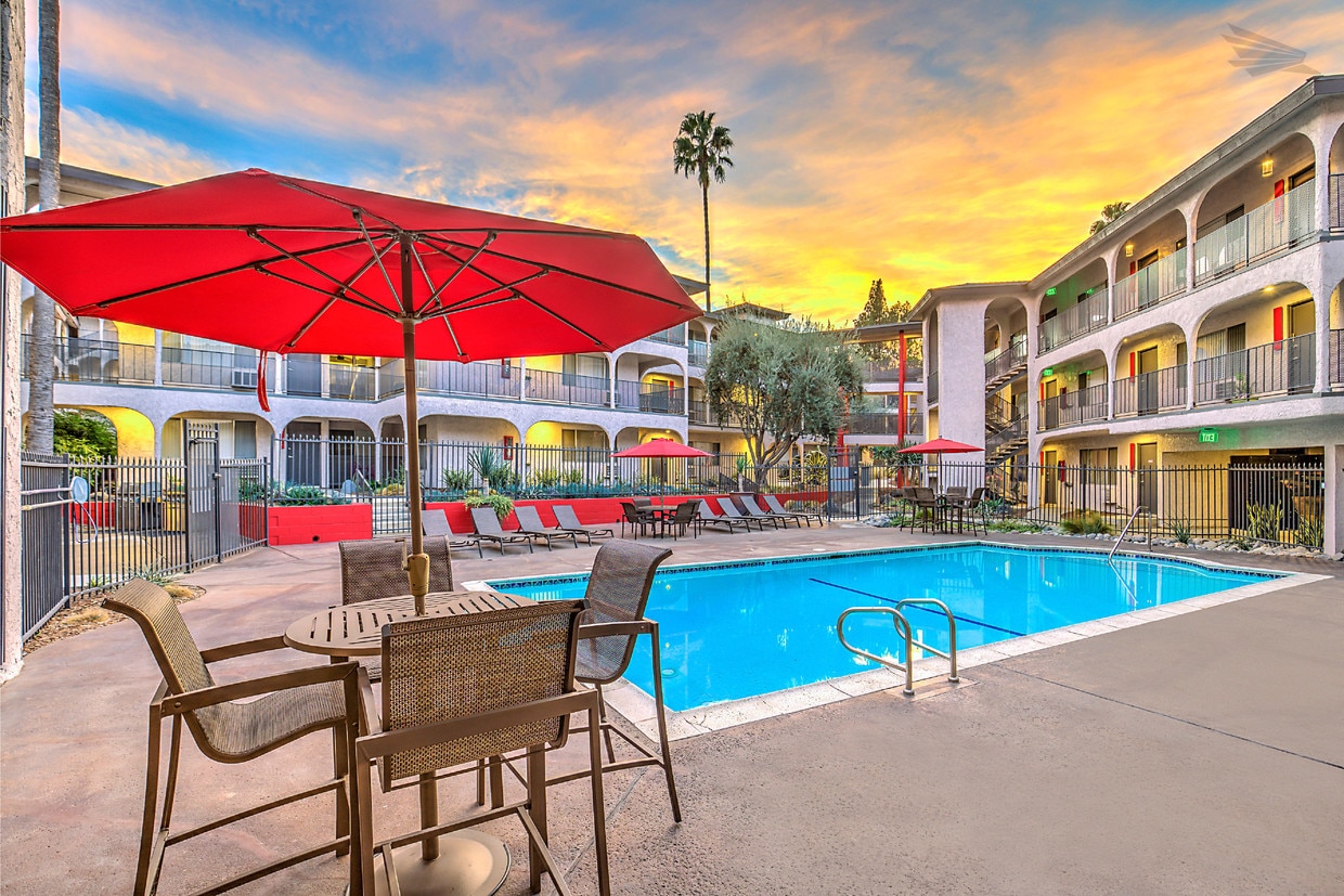 Luxe 1801, csula, 1801 Garvey Ave, Alhambra, CA 91803