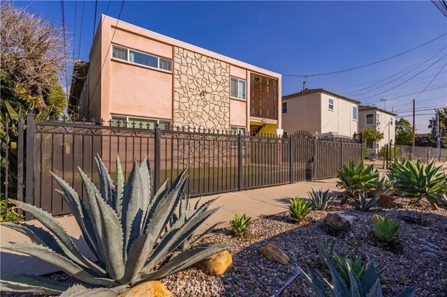 2008 Griffin Ave, csula, 2008 Griffin Ave, Los Angeles, CA 90031