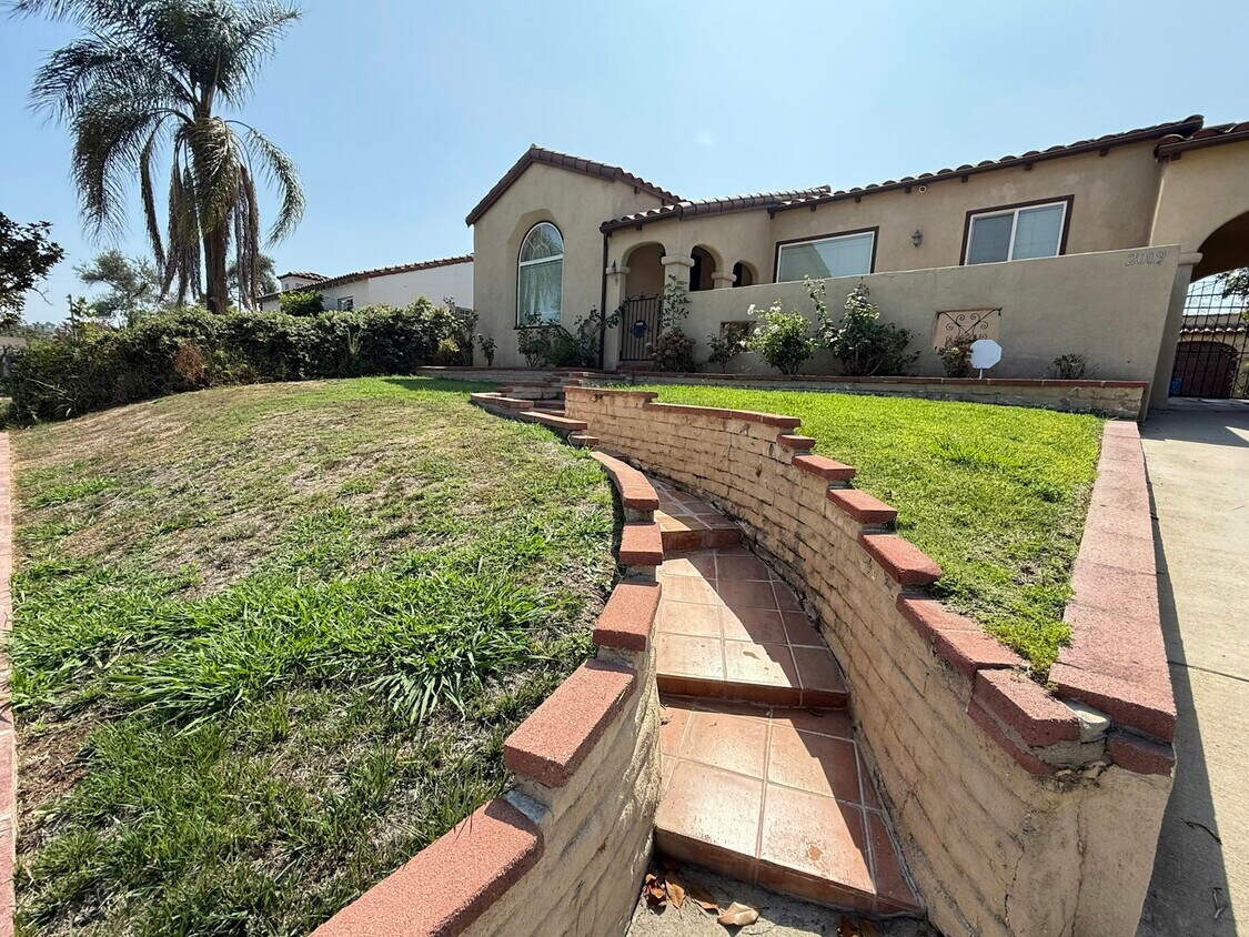 2009 Westmont Dr, csula, 2009 Westmont Dr, Alhambra, CA 91803
