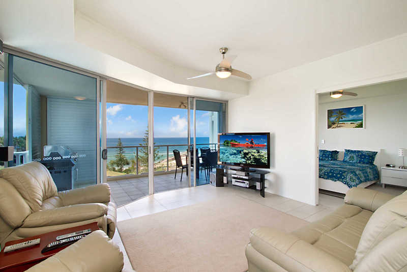 3 Bedrooms Ocean View