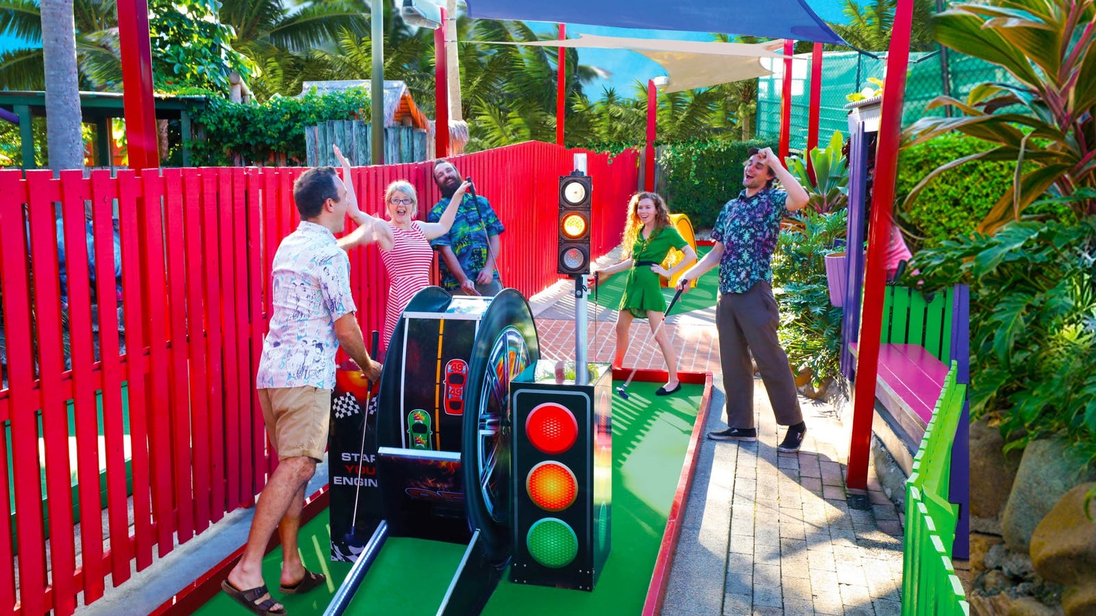 PUTT PUTT MERMAID BEACH