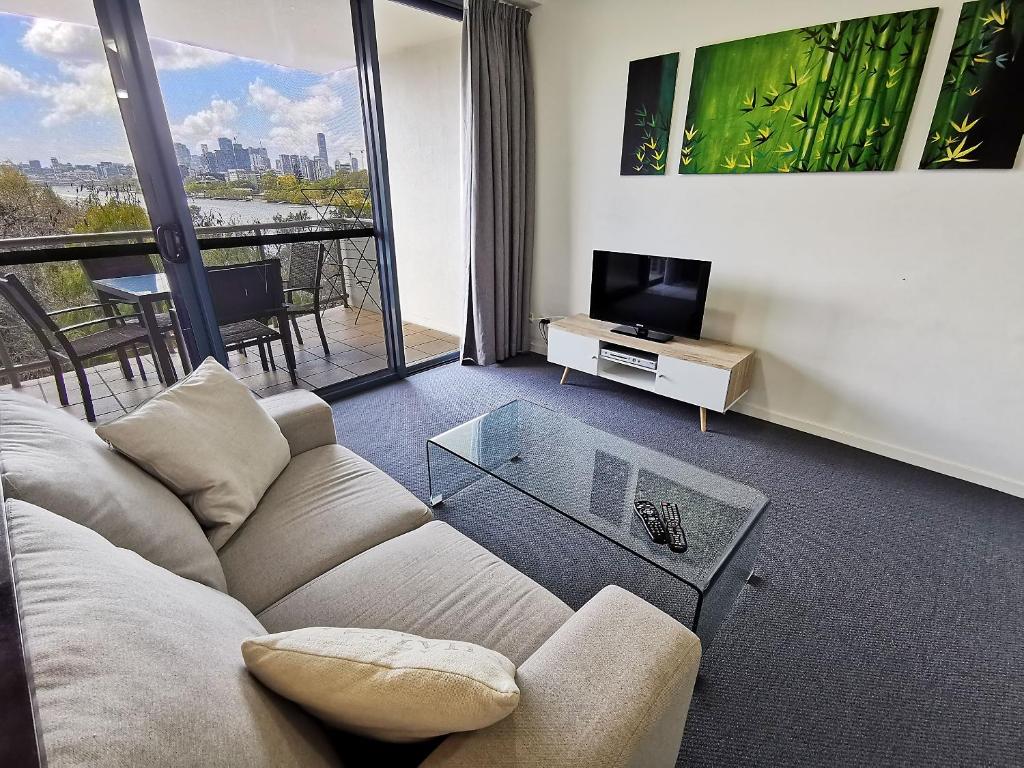 1 Bedroom Premier Apartment with River View
