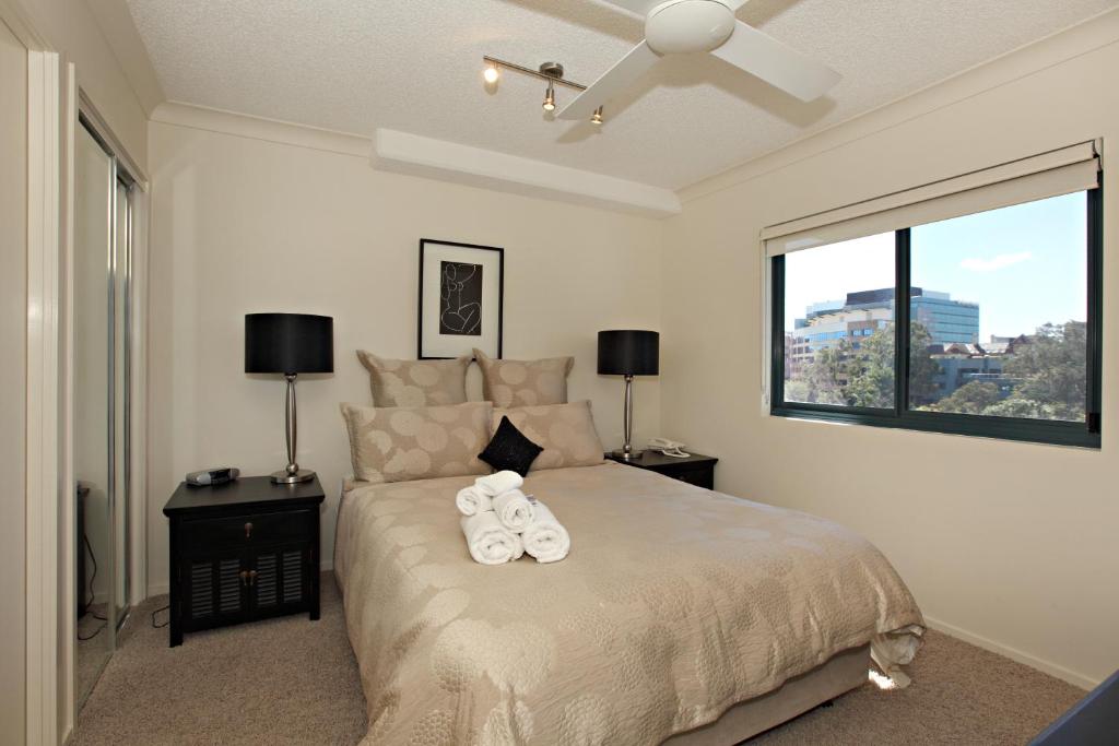 2 Bedroom Premier Apartment with River View