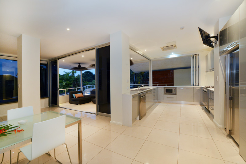 Sun Deck 2 Bedroom Apartment