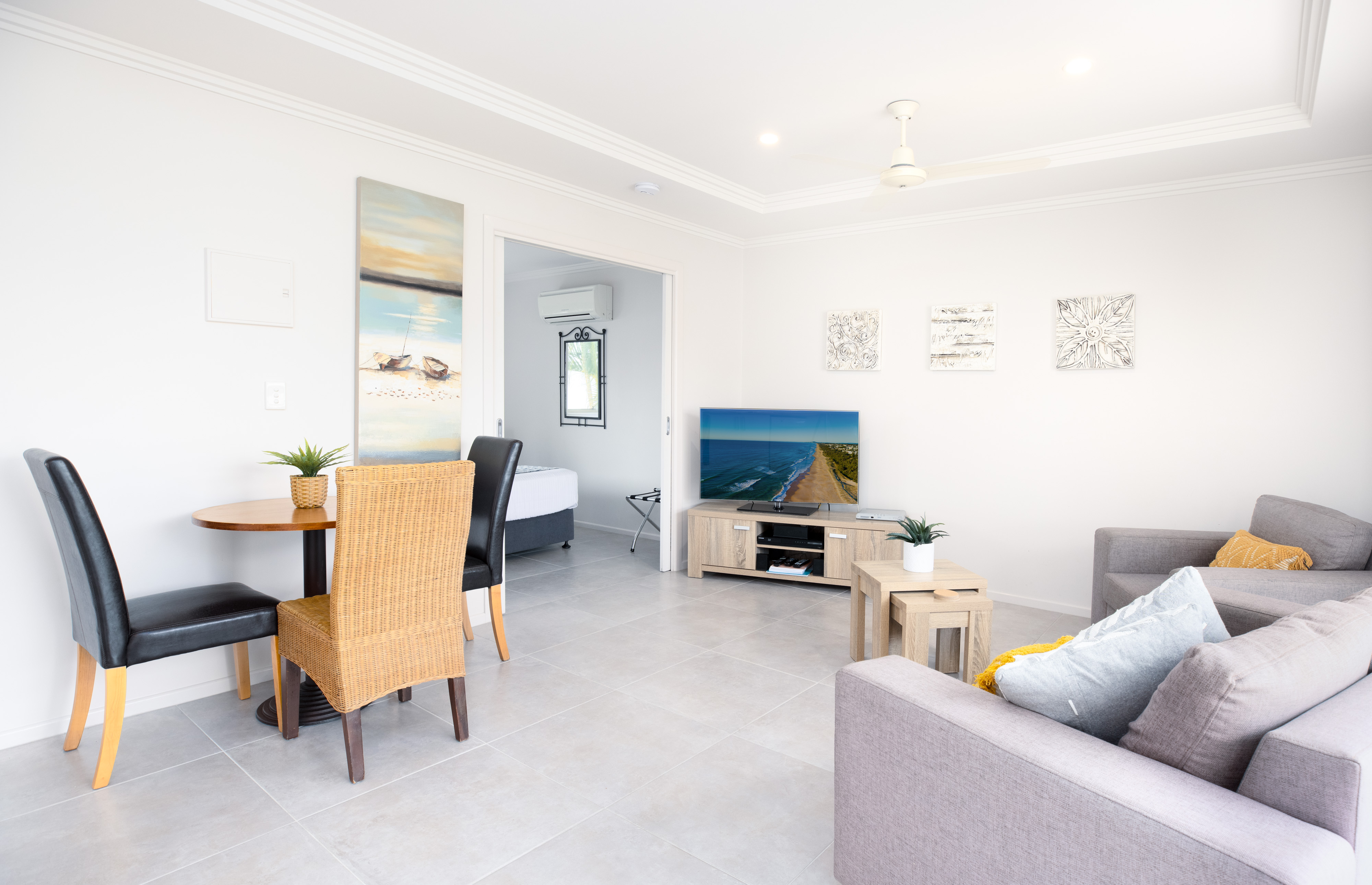 1 Bedroom Deluxe Apartment