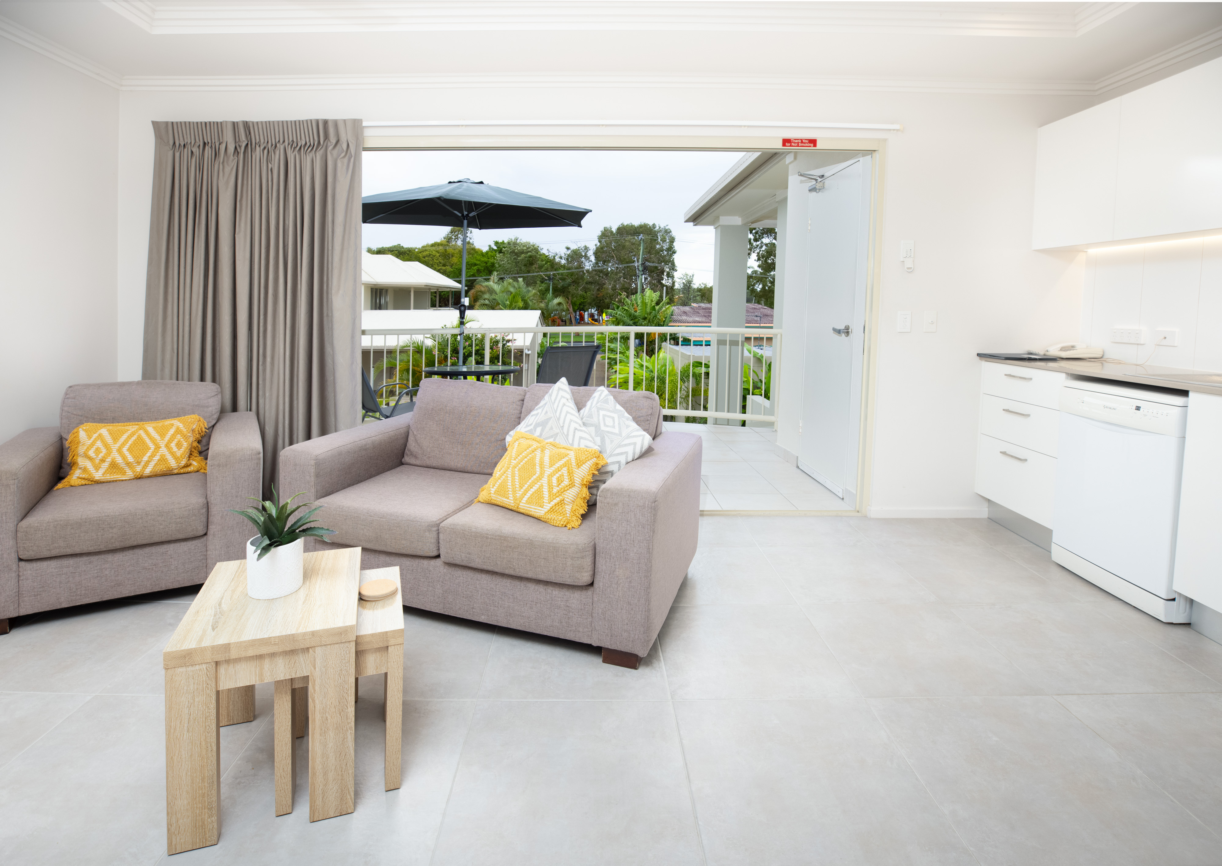 1 Bedroom Deluxe Apartment