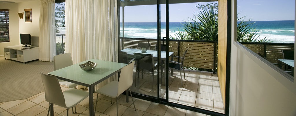 2 Bedroom Apartment Beachfront
