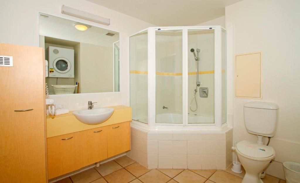 2 Bedroom Apartment with Ocean View