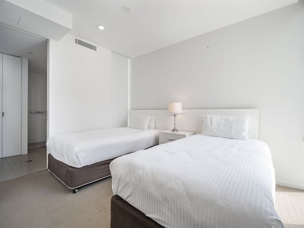 2 Bedroom Apartment Beach View